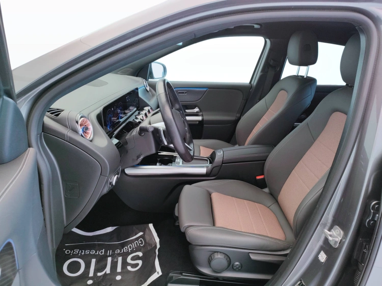 15 - Mercedes-Benz EQA 250+