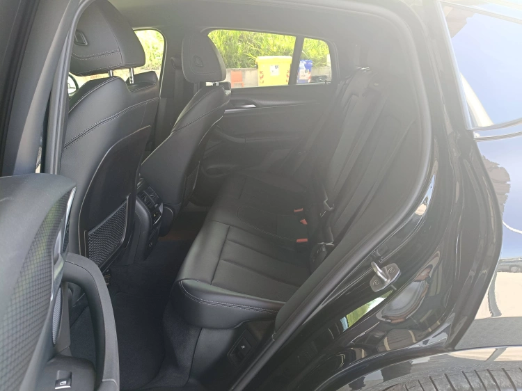 9 - BMW X4 X4 xdrive20d mhev 48V Msport auto