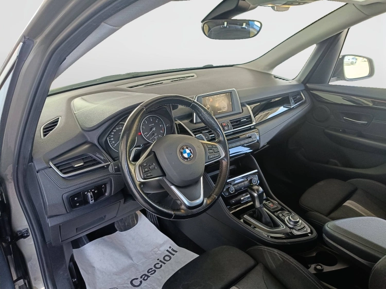 7 - BMW Serie 2 218d Active Tourer Sport auto