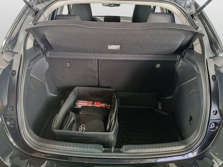 19 - Toyota Yaris Yaris 1.5h Trend