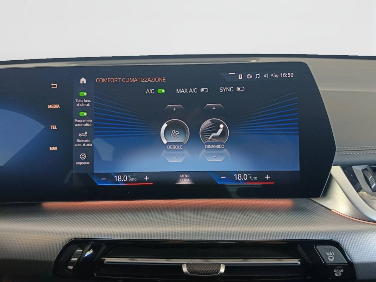 15 - BMW X1 X1 sdrive18d X-Line Edition Essence auto