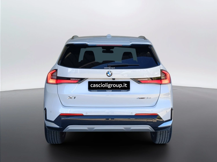 5 - BMW X1 X1 sdrive18d X-Line auto