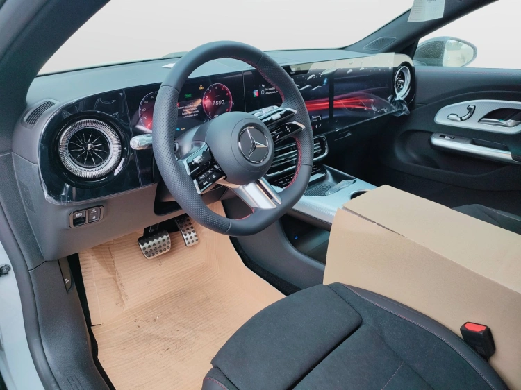 10 - Mercedes-Benz CLA 200