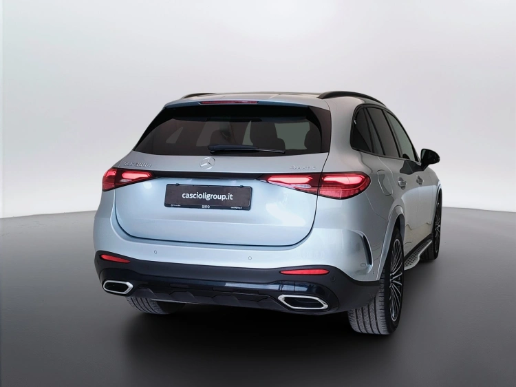 5 - Mercedes-Benz GLC 300 d AMG Line Premium 4matic auto