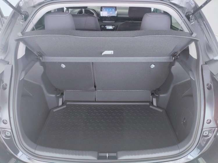 5 - Toyota Yaris Yaris 1.5h Trend