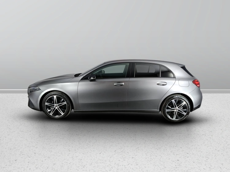 6 - Mercedes-Benz Classe A 180 d Progressive Advanced auto