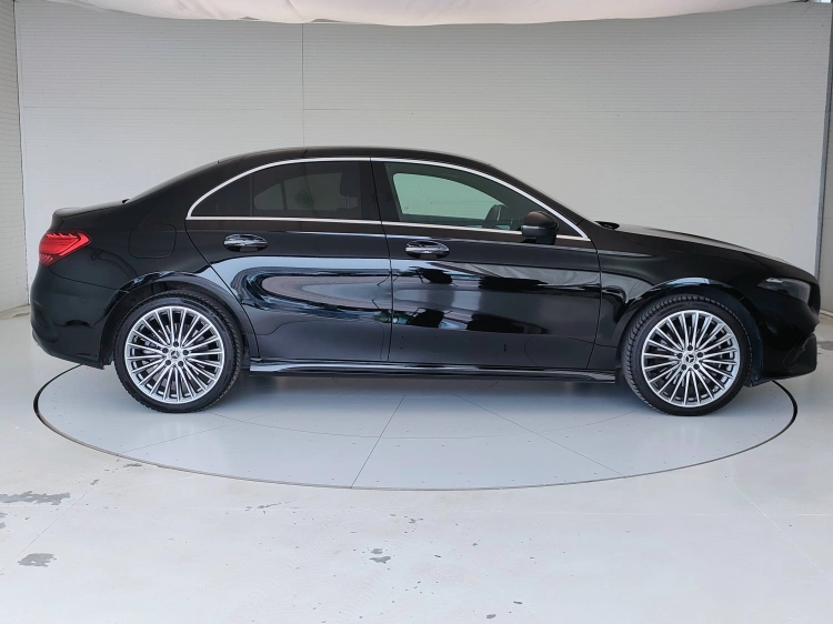 4 - Mercedes-Benz Classe A 250 e phev AMG Line Advanced Plus auto