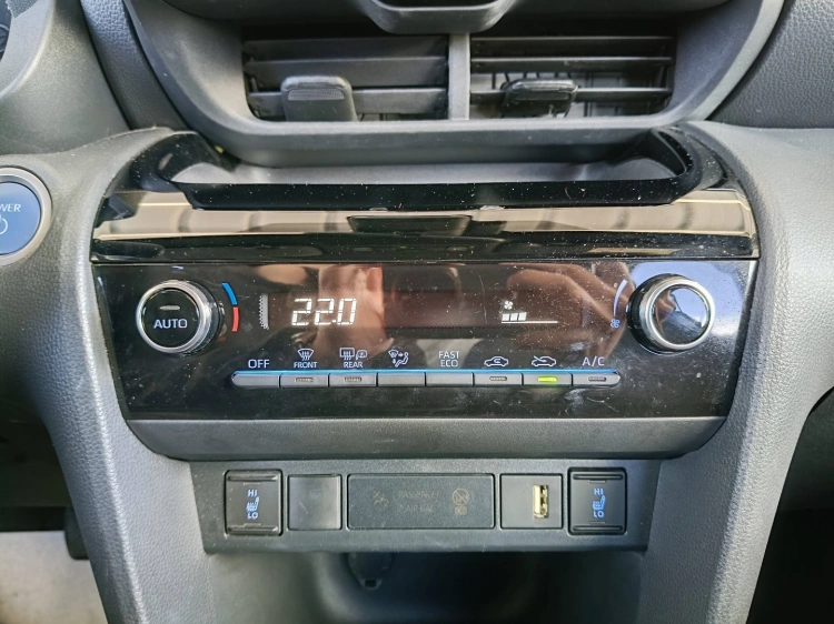 15 - Toyota Yaris Cross TOYOTA Yaris Cross 1.5 Hybrid 5p. E-CVT Trend