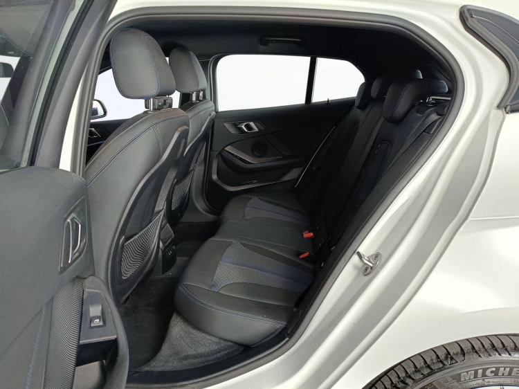 9 - BMW Serie 1 116d Msport auto