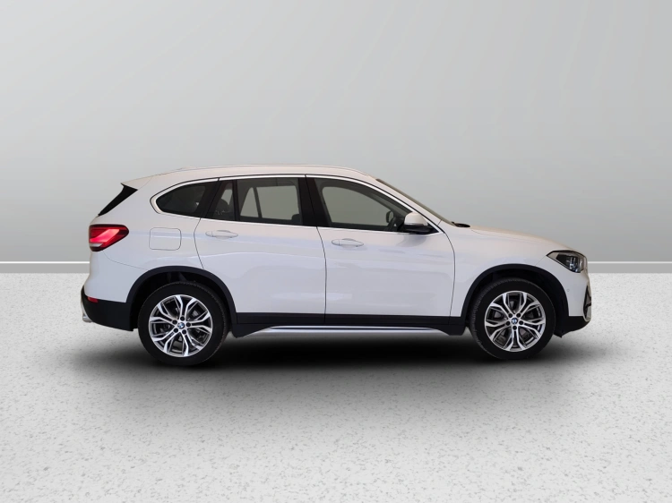 7 - BMW X1 X1 sdrive18d xLine Plus auto