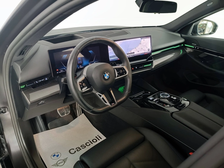 7 - BMW Serie 5 520d Touring 48V xdrive MSport Pro auto