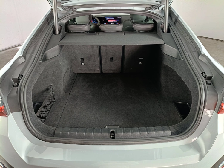 16 - BMW i4 M i4 M50 auto