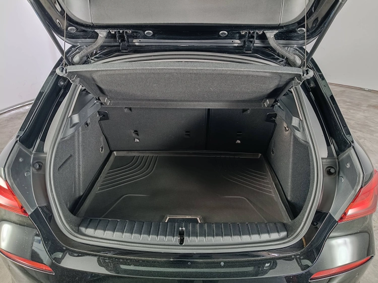15 - BMW Serie 1 116d Sport auto