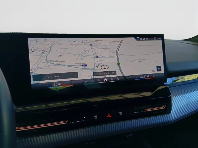 13 - BMW Serie 5 520d Touring 48V xdrive MSport Pro auto