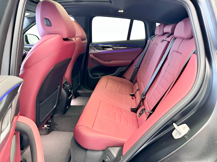 25 - BMW X4 BMW X4 M40d xDrive