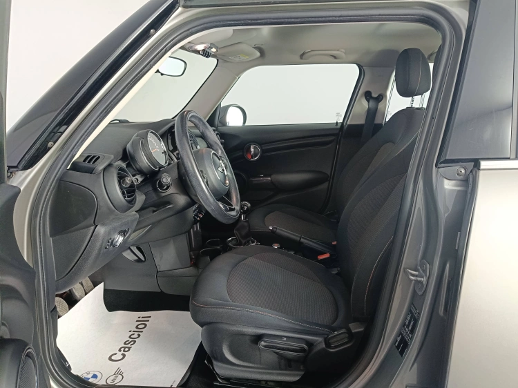 8 - MINI One Mini 1.5 One D 5p