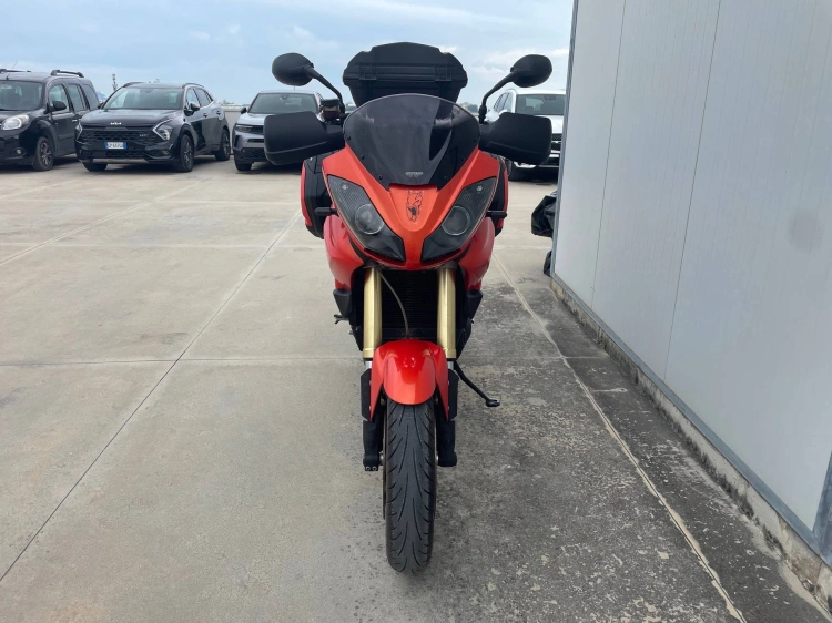 2 - Triumph Tiger Tiger 1050