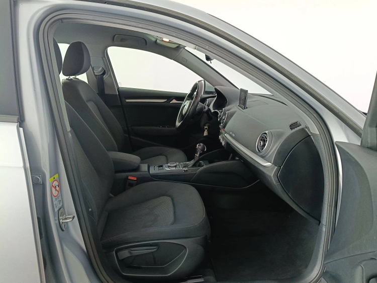 11 - Audi A3 A3 Sportback 30 1.6 tdi 116cv s-tronic