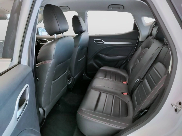 11 - Mg ZS ZS 1.5 Luxury