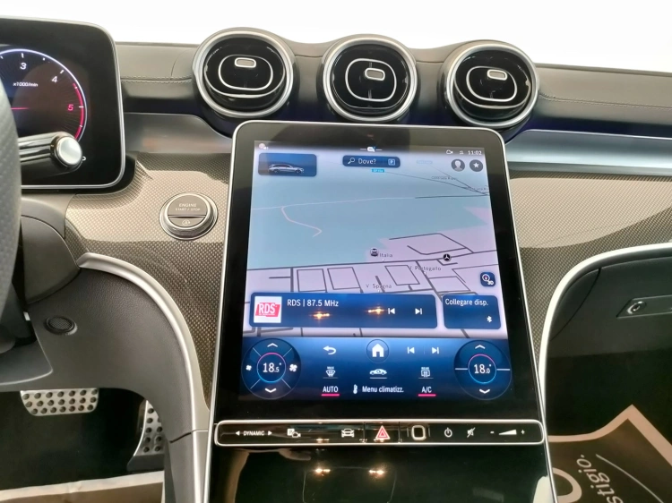 13 - Mercedes-Benz Classe C SW 220 d mhev AMG Line Advanced 197cv auto