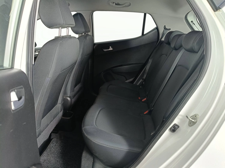 9 - Hyundai i10 i10 1.0 Prime