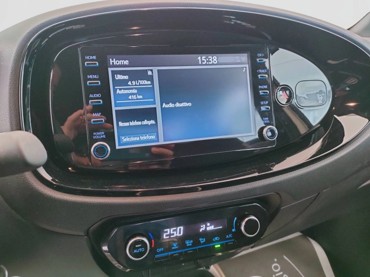 11 - Toyota Aygo X Aygo X 1.0 Trend 72cv