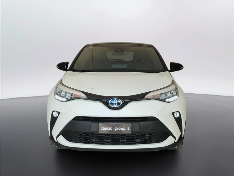 2 - Toyota C-HR C-HR 2.0h Trend e-cvt