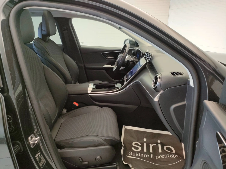 10 - Mercedes-Benz GLC 220 d mhev Advanced 4matic auto