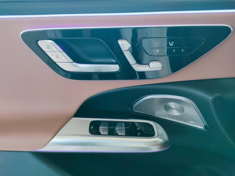 12 - Mercedes-Benz Classe E 220 d 4MATIC All Terrain