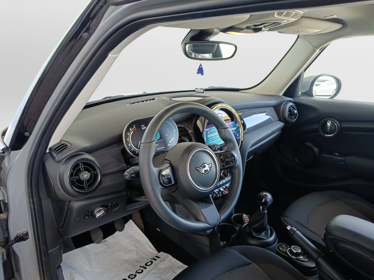 7 - MINI Cooper Mini 5p 1.5 Cooper Classic