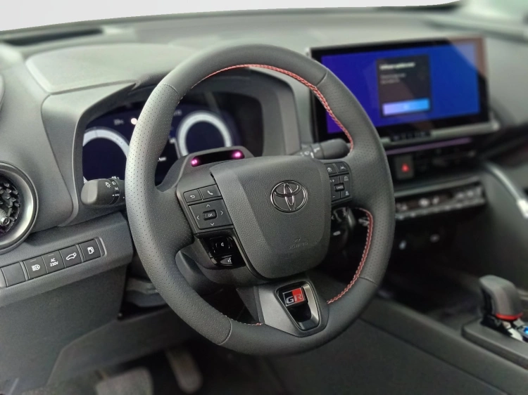 12 - Toyota C-HR C-HR 2.0 PHEV FWD    GR SPORT