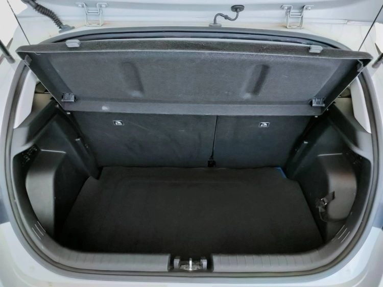 8 - Hyundai i20 i20 1.2 Connectline Gpl