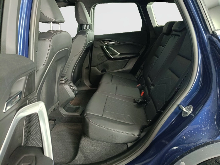 9 - BMW iX1 iX1 edrive 20 X-Line