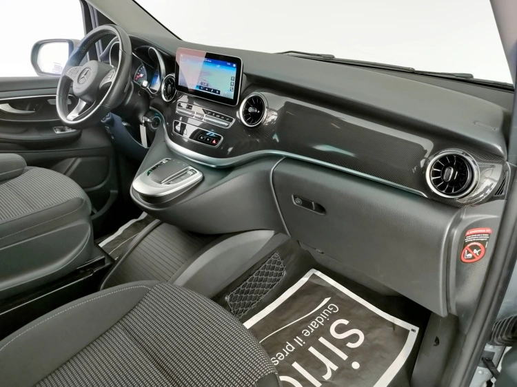 9 - Mercedes-Benz Classe V Long 220 d Executive 4matic auto