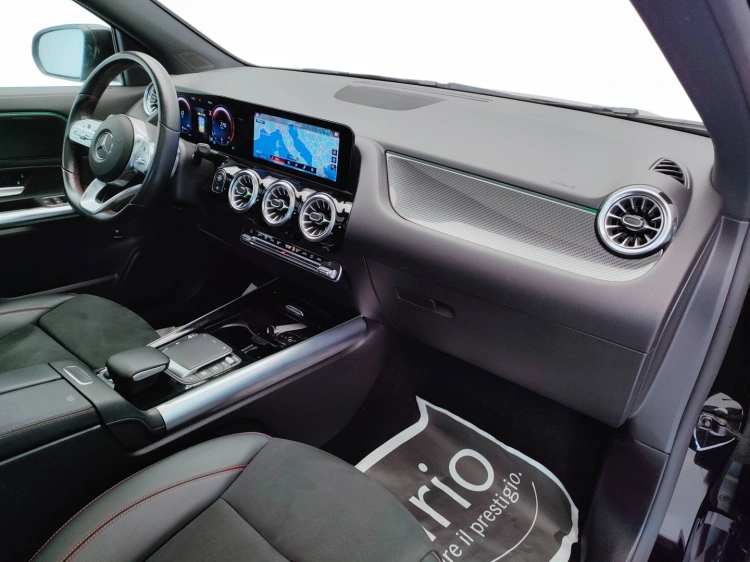 9 - Mercedes-Benz GLA 200 d Premium auto