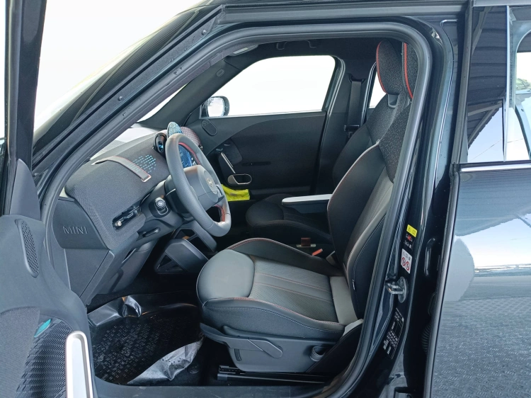 8 - MINI Aceman ACEMAN E