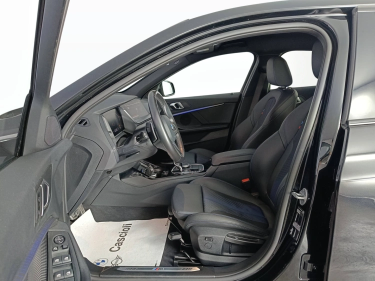 8 - BMW Serie 1 118d Msport auto