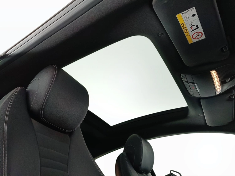 15 - Mercedes-Benz Classe E Coupe 220 d Premium Plus 4matic auto my20