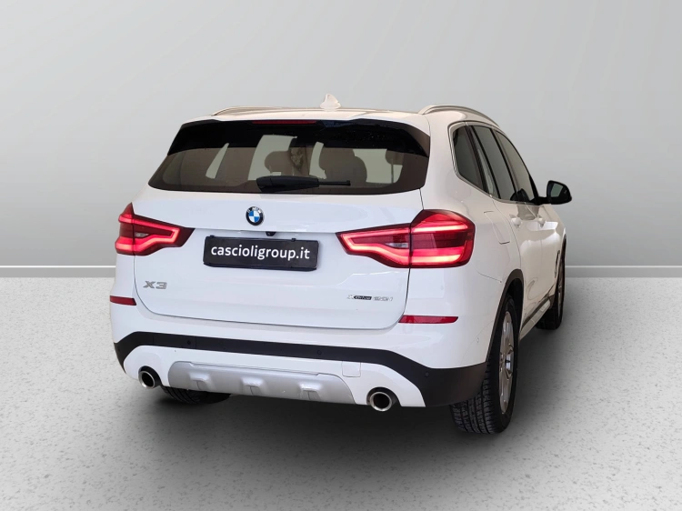 6 - BMW X3 X3 xdrive20i xLine 184cv auto