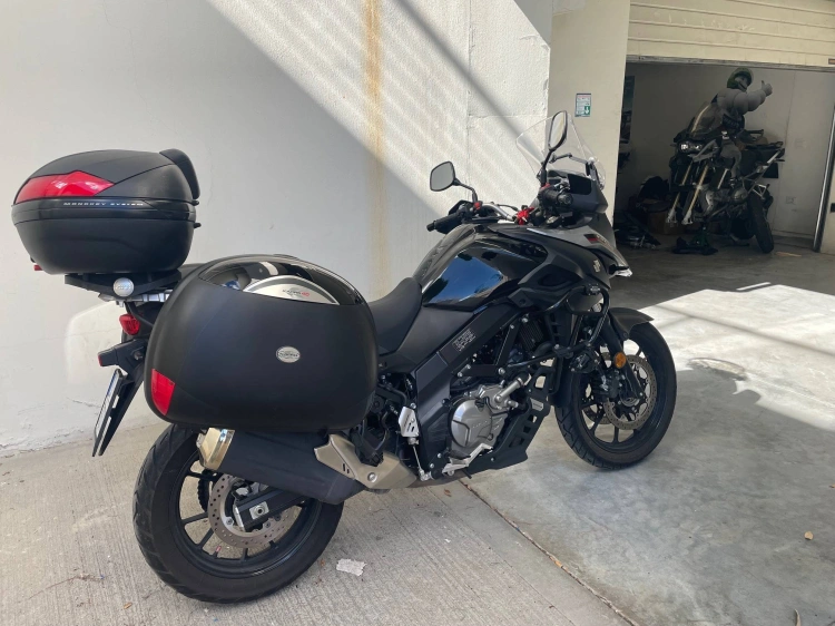 4 - Suzuki V V-Strom DL 650 Abs my17