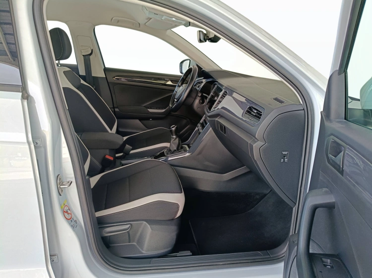 11 - Volkswagen T T-Roc 1.5 tsi Style