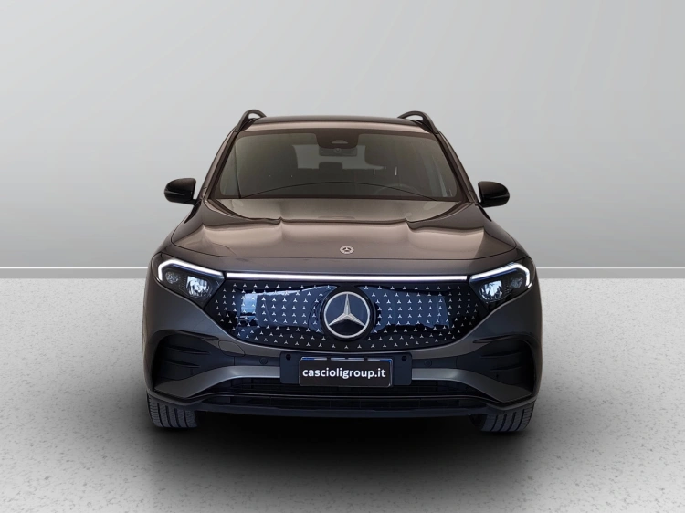 2 - Mercedes-Benz EQB 250+ AMG Line Advanced