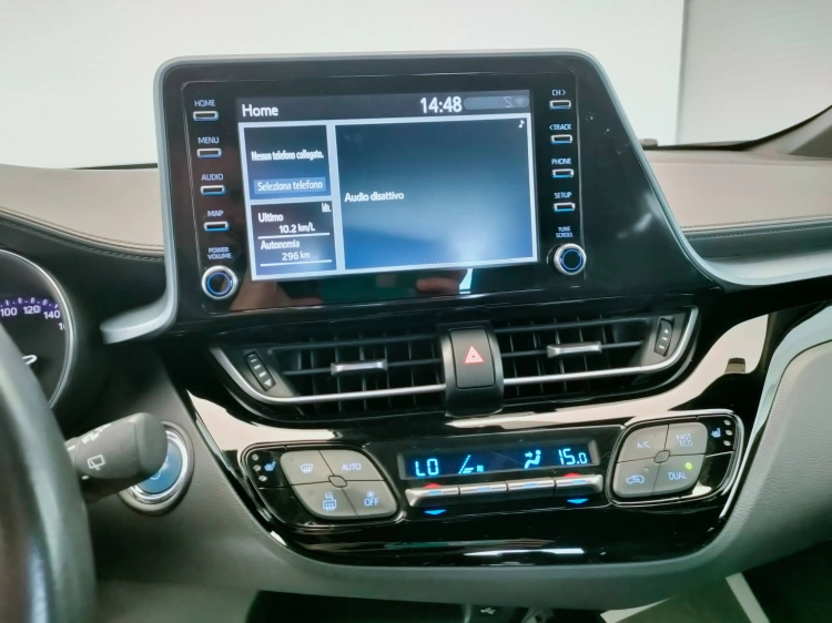 12 - Toyota C-HR C-HR 1.8h Trend e-cvt