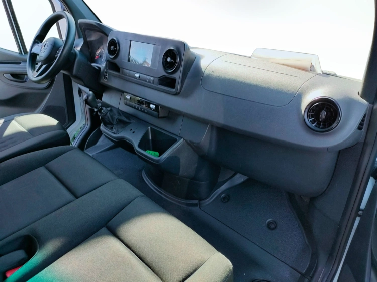 11 - Mercedes Vans Sprinter III 311 FWD sprinter 311 2.1 cdi F 39/33 fwd E6