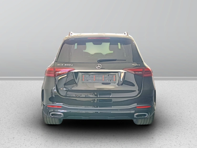 3 - Mercedes-Benz GLE 300 d 4MATIC