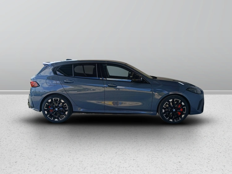 6 - BMW Serie 1 BMW M135 xDrive