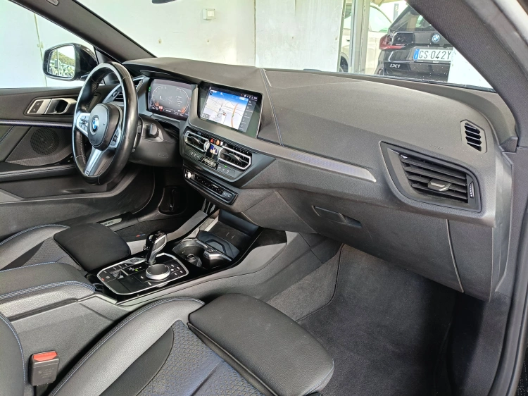 10 - BMW Serie 2 218d Gran Coupe Msport auto