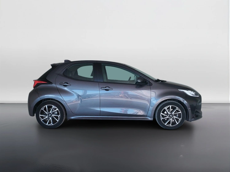 7 - Toyota Yaris Yaris 1.5h Trend