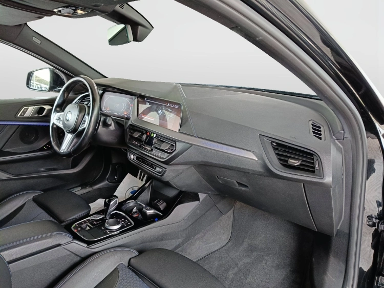 10 - BMW Serie 1 118d Msport auto