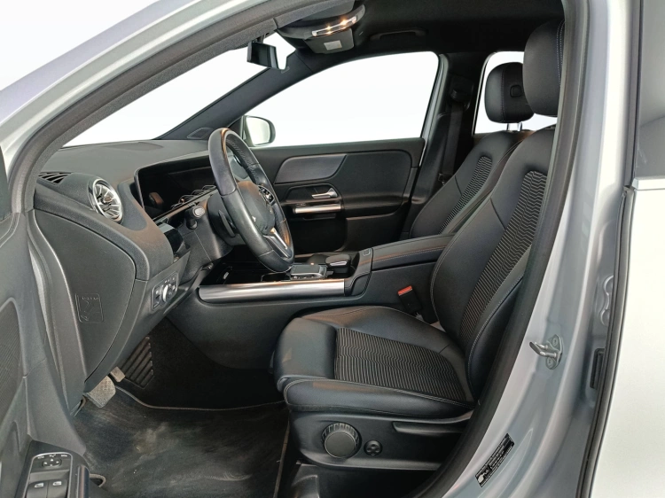 8 - Mercedes-Benz GLA Mercedes GLA250 e phev advanced auto